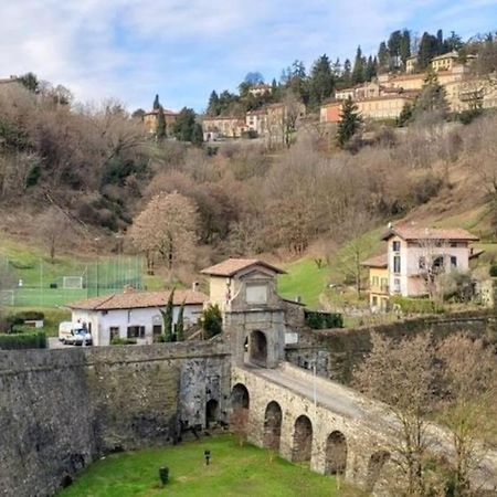 Parcheggio E Wifi Bergamo_A Due Passi Dalle Mura Dış mekan fotoğraf